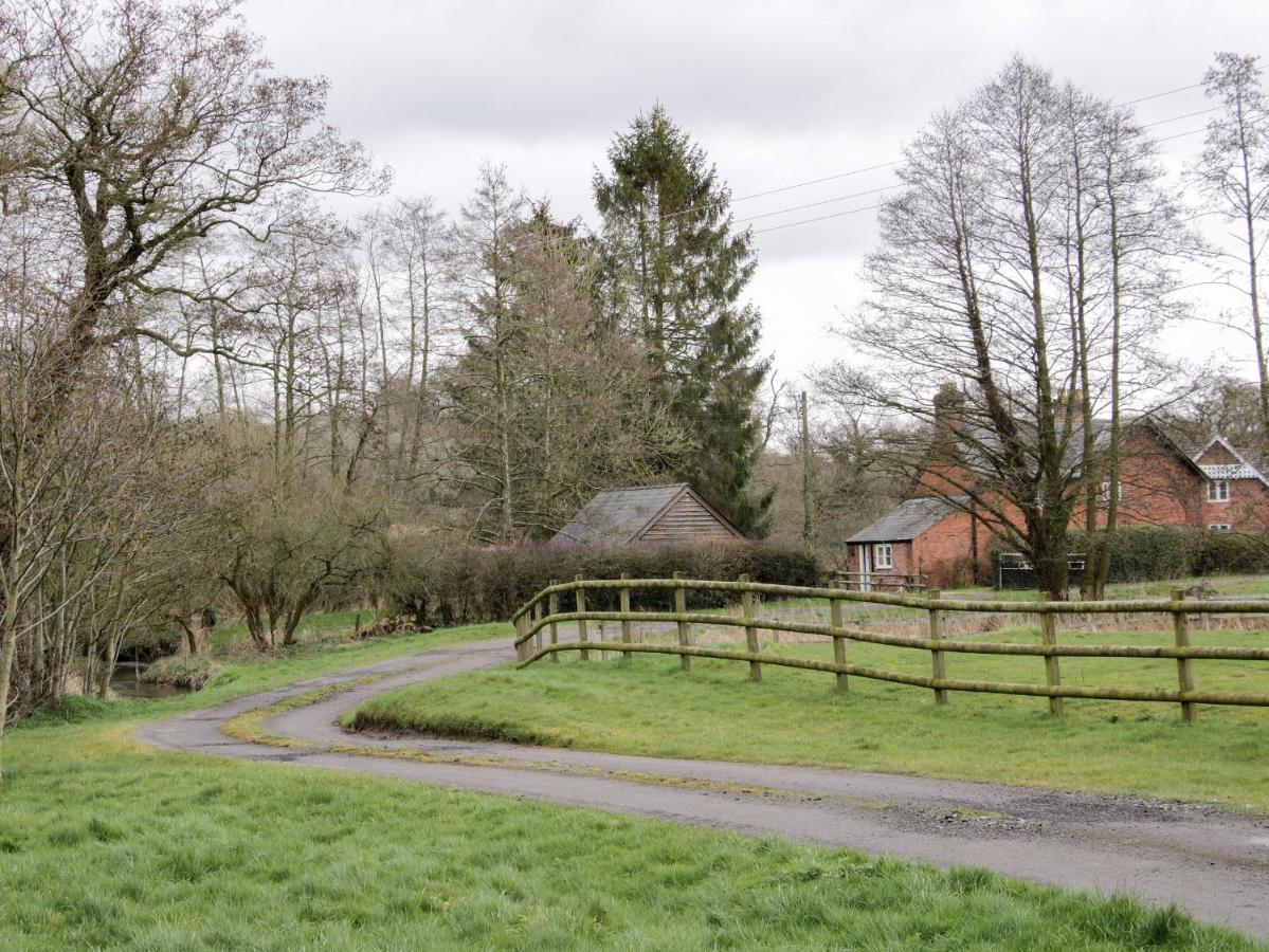 Wolvesacre Mill Cottage Whitchurch  Zewnętrze zdjęcie